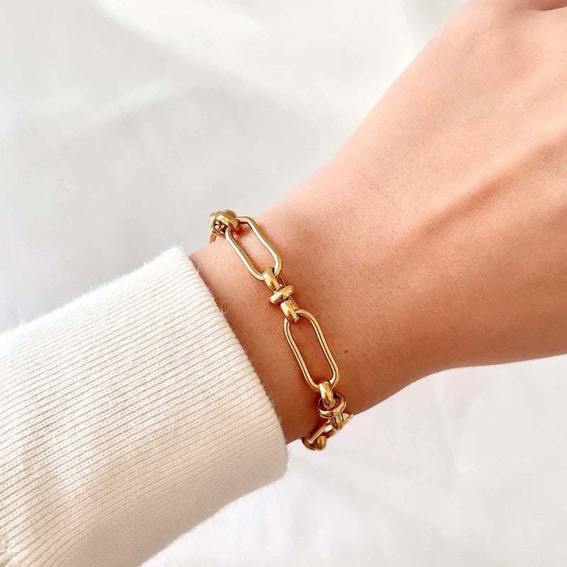 Mimi Femme Bracelets Elara Gold Bracelet