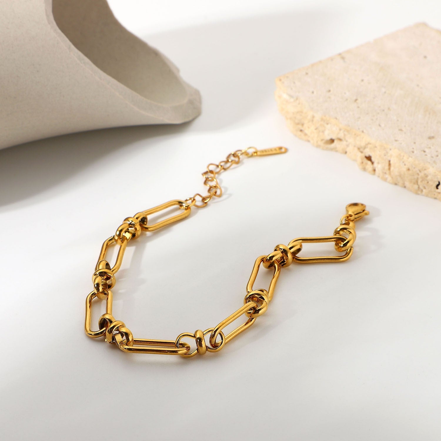 Mimi Femme Bracelets Elara Gold Bracelet