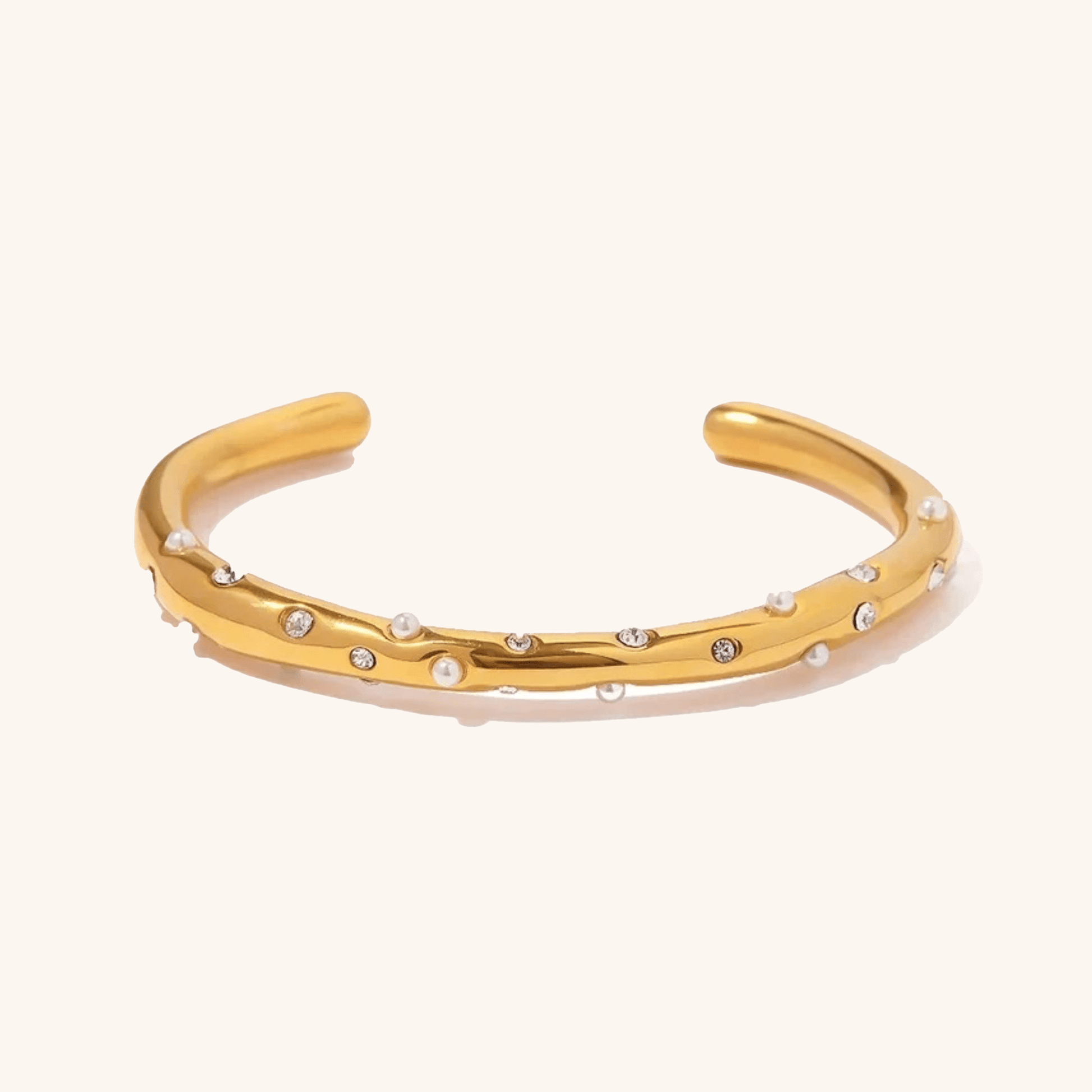 Mimi Femme Bracelets Estelle Gold Bangle