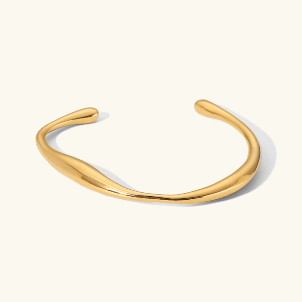 Mimi Femme Bracelets Winifred Gold Bangle