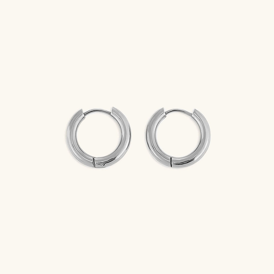 Mimi Femme Earrings Aster Round Hoops