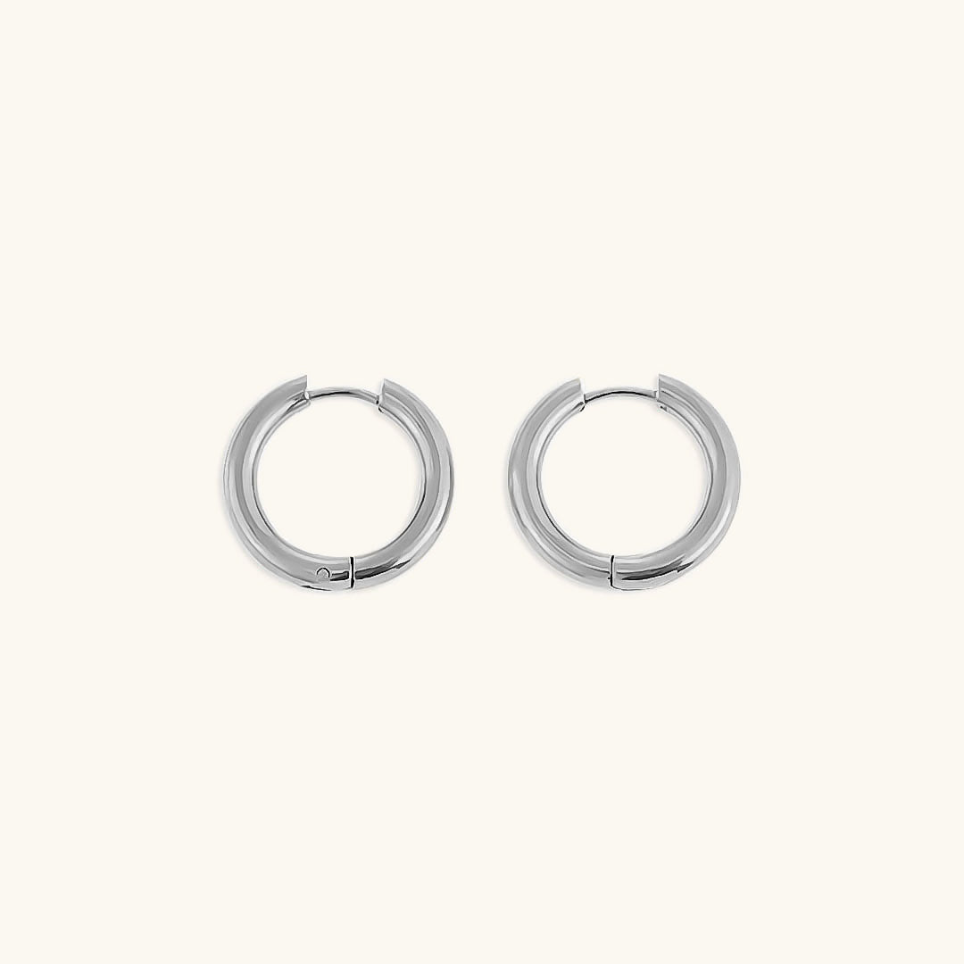 Mimi Femme Earrings Aster Round Hoops