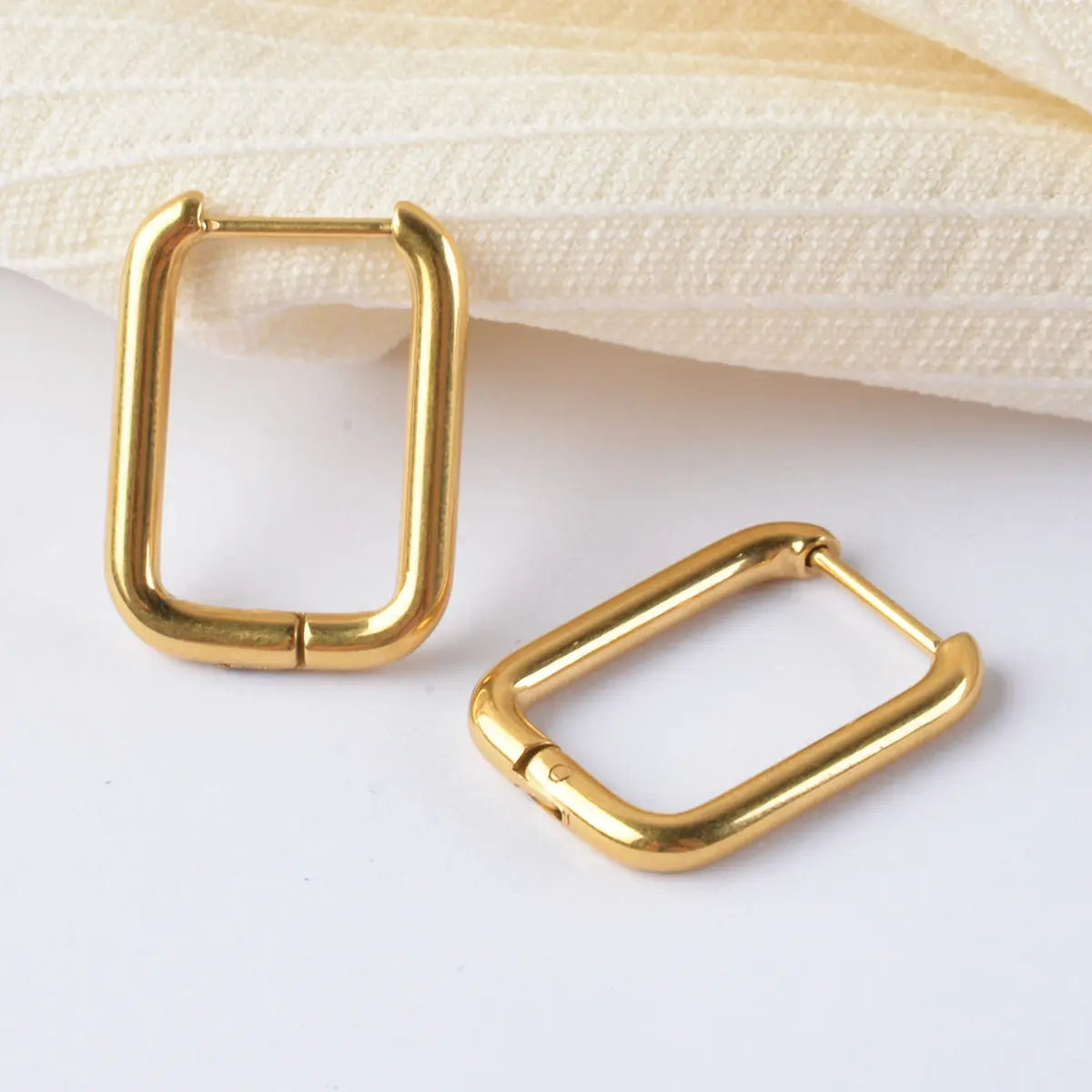 Mimi Femme Earrings Aurelia Gold U Hoops