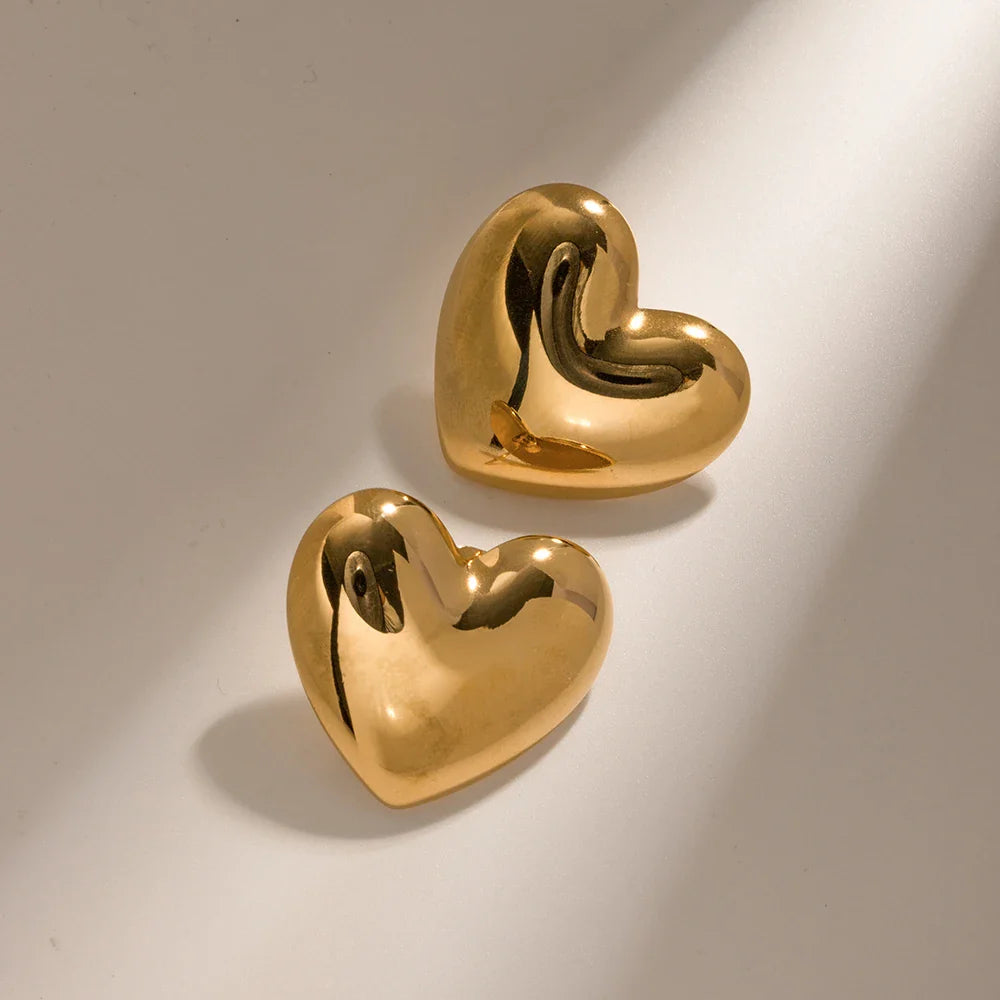 Mimi Femme Earrings Cloe Gold Heart Earrings