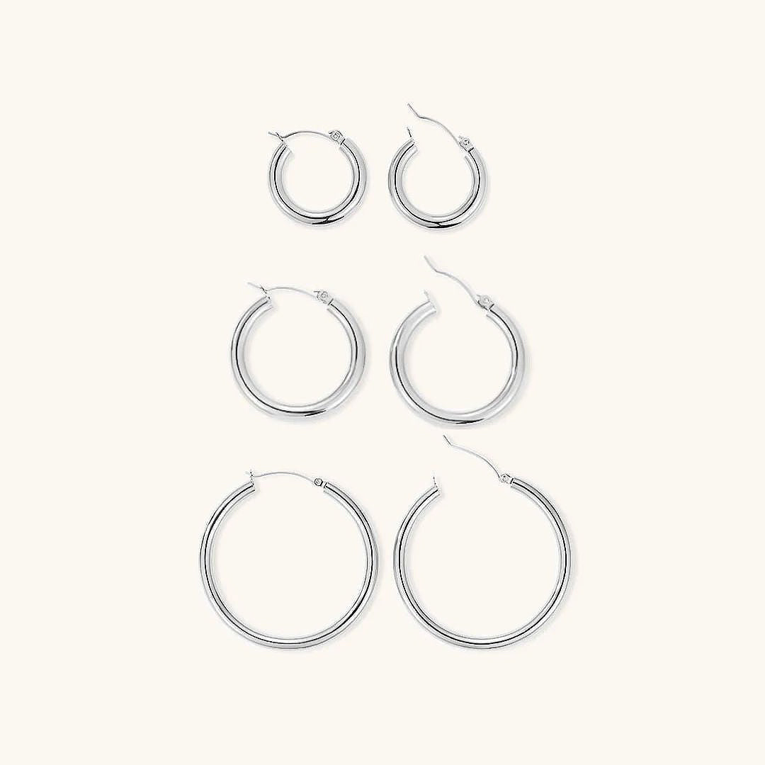 Mimi Femme Earrings Della Round Hoops