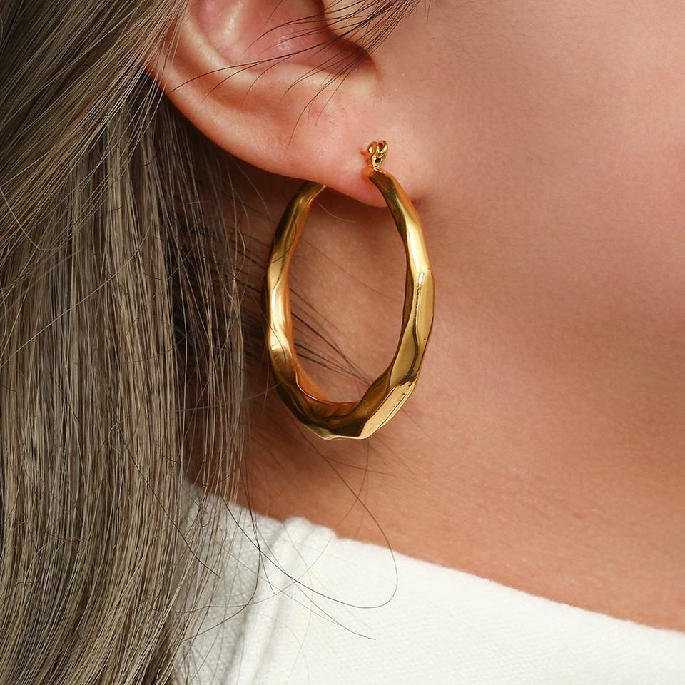 Mimi Femme Earrings Elara Hoop Earrings