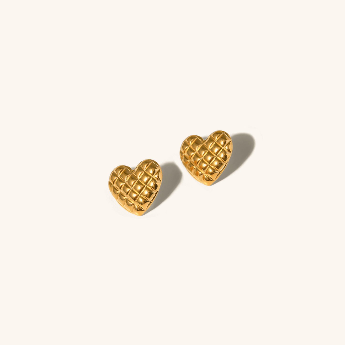 Mimi Femme Earrings Heli Gold Heart Earrings