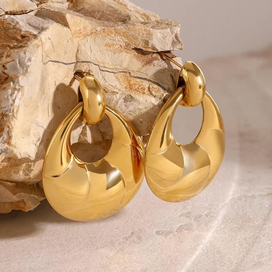 Mimi Femme Earrings Imelda Gold Earrings