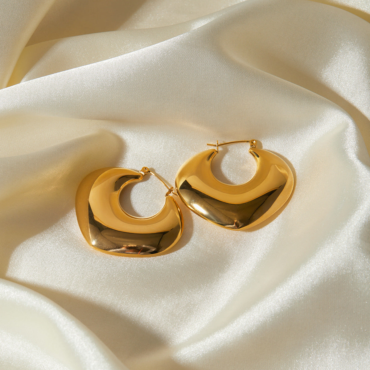 Mimi Femme Earrings Lyla Gold Hoops