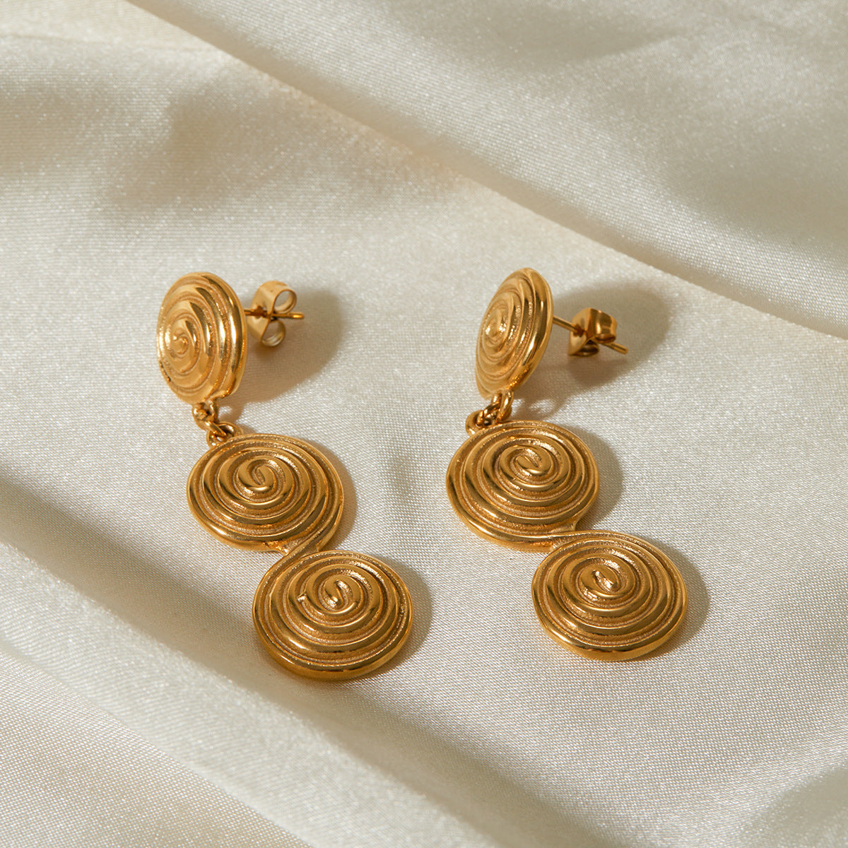 Mimi Femme Earrings Oona Gold Earrings