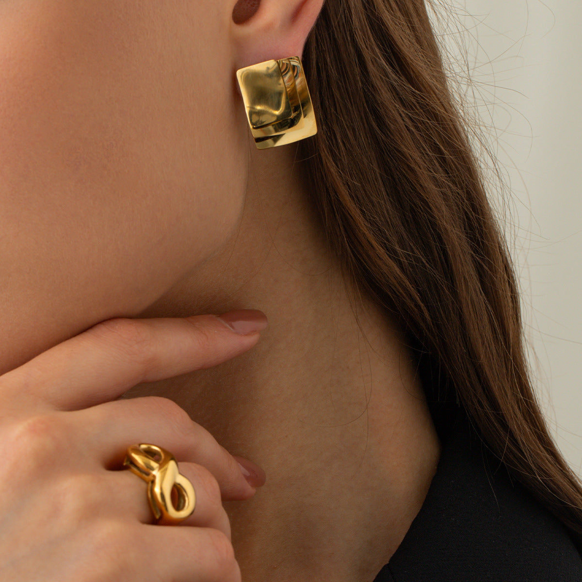 Mimi Femme Earrings Vivie Gold Earrings