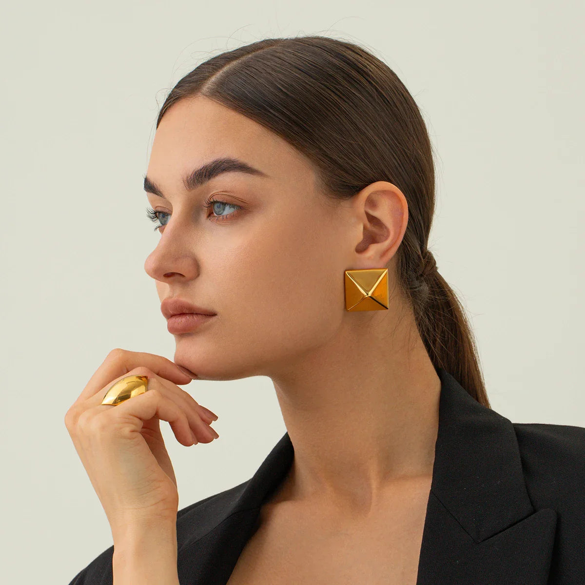 Mimi Femme Earrings Vivienne Gold Earrings