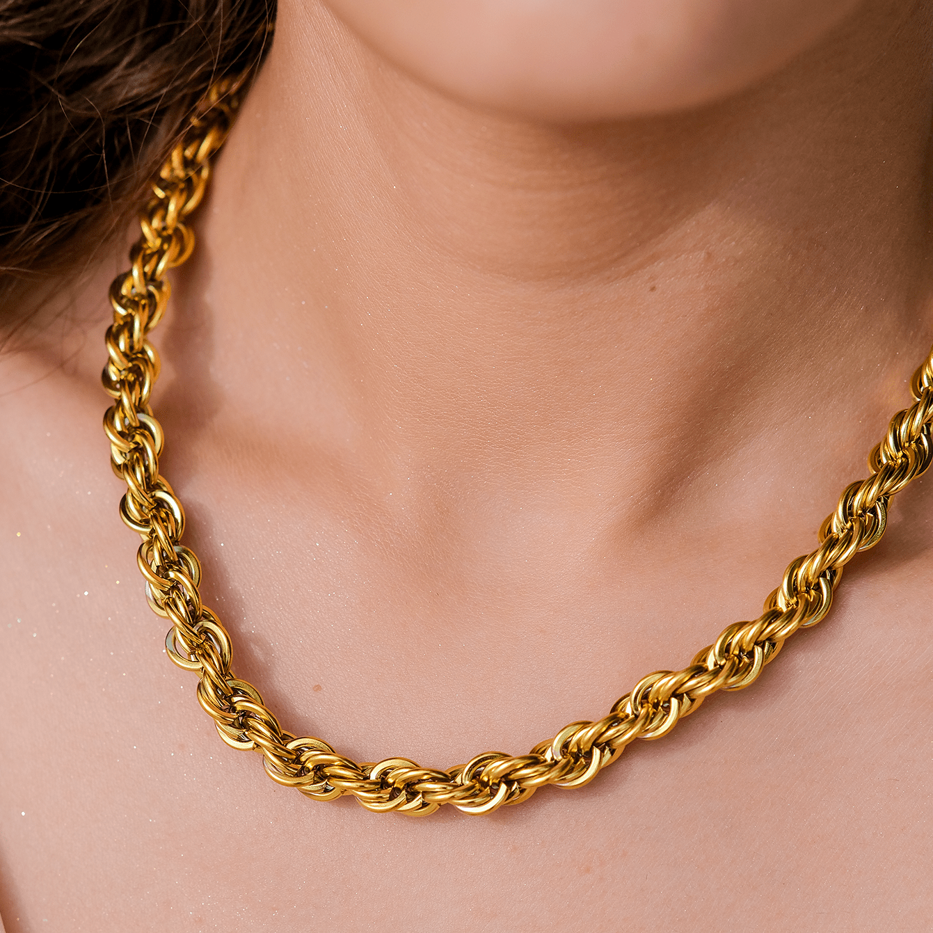 Mimi Femme Necklaces Eveline Golden Twist Necklace