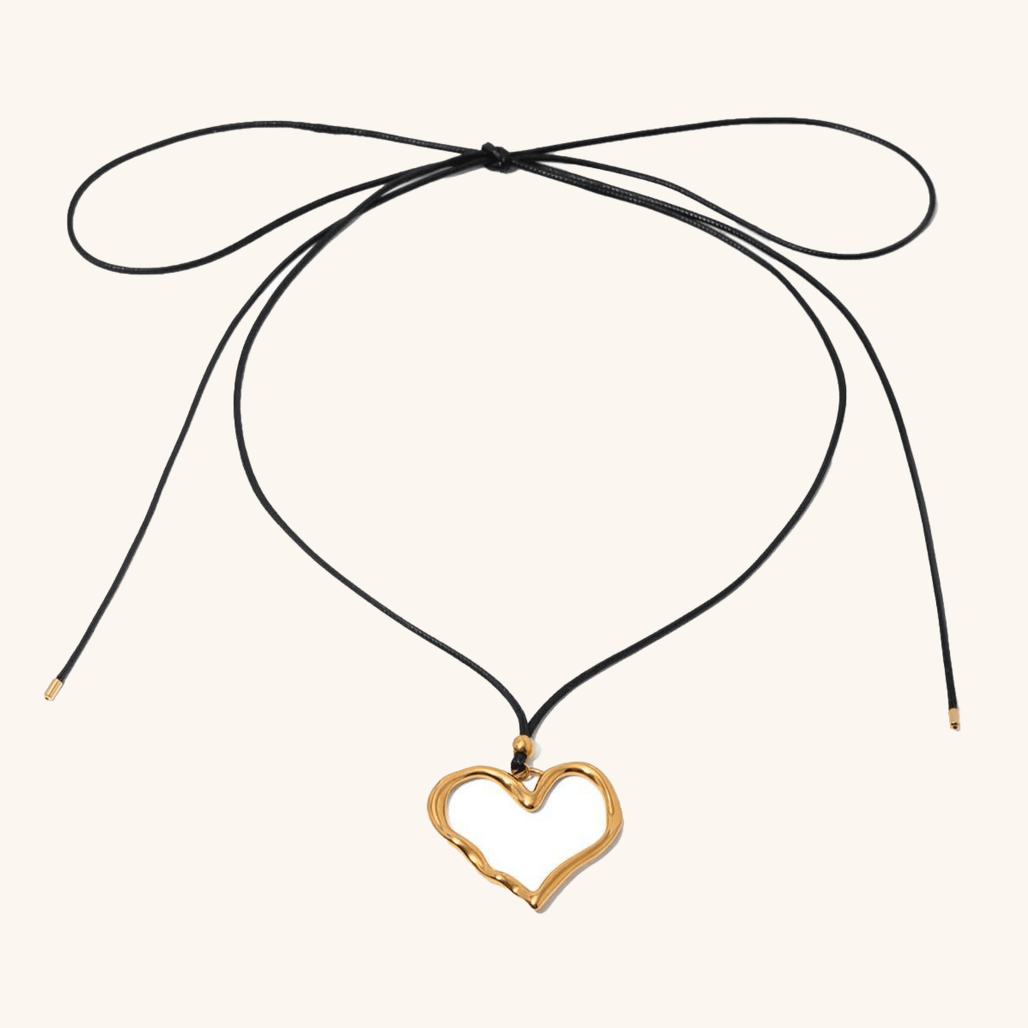 Mimi Femme Necklaces Lucina Heart Pendant