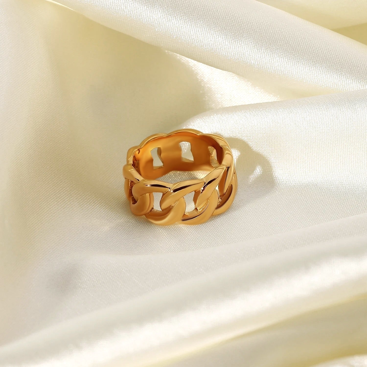 Mimi Femme Rings Cassandra Gold Ring