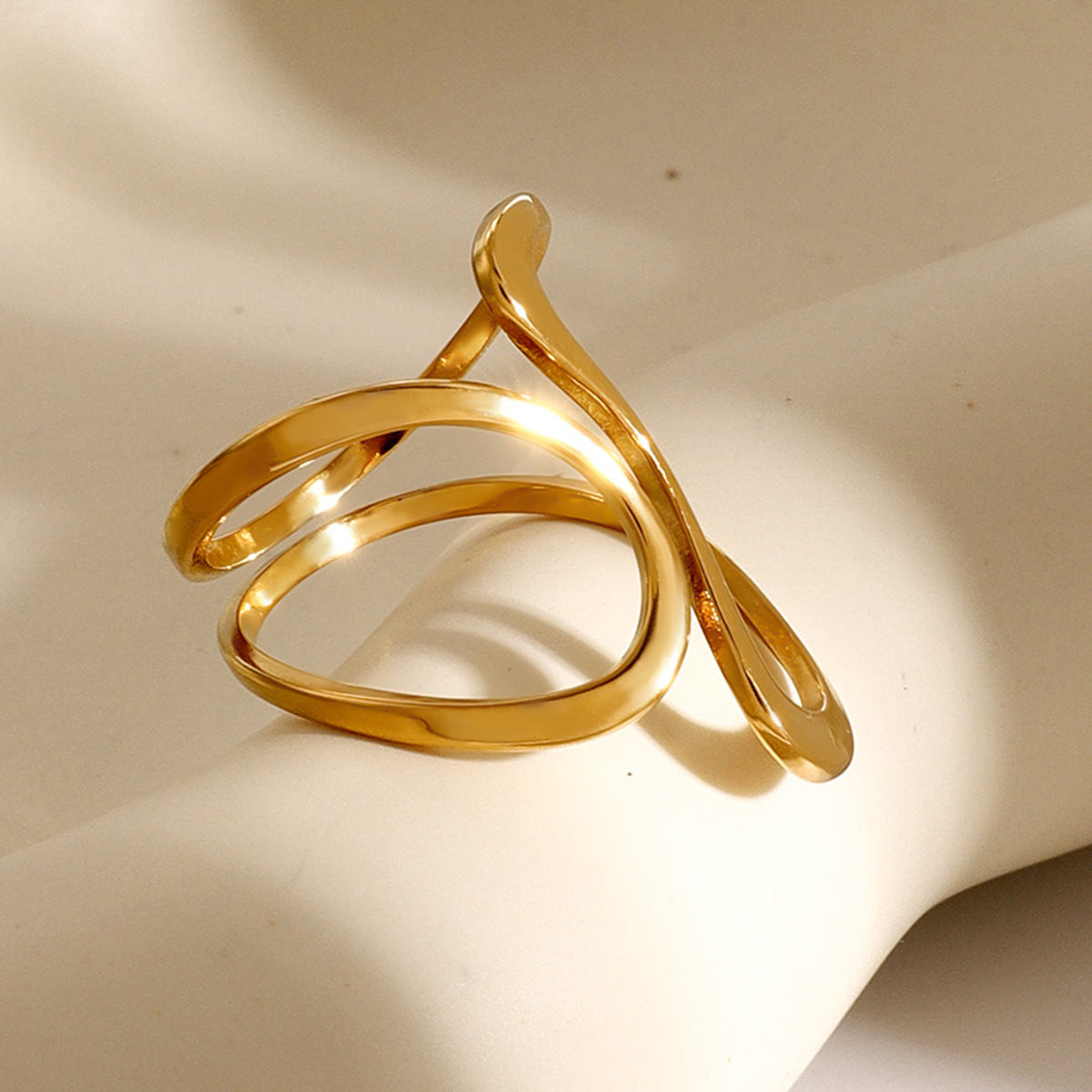 Mimi Femme Rings Elowyn Gold Ring