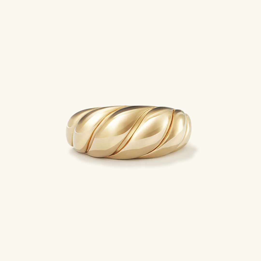 Mimi Femme Rings Lilith Gold Croissant Ring