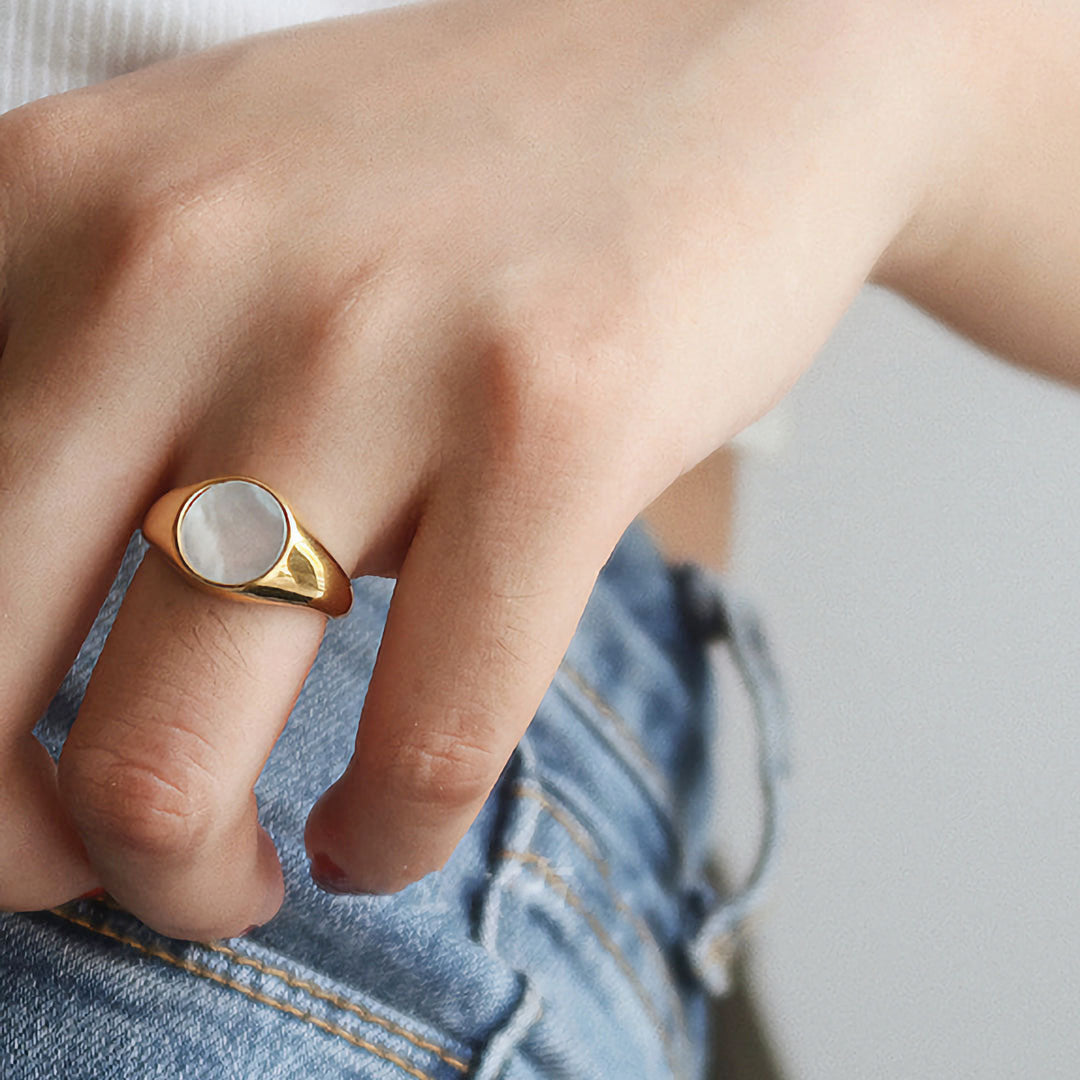 Mimi Femme Rings Melisande Pearl Gold Ring