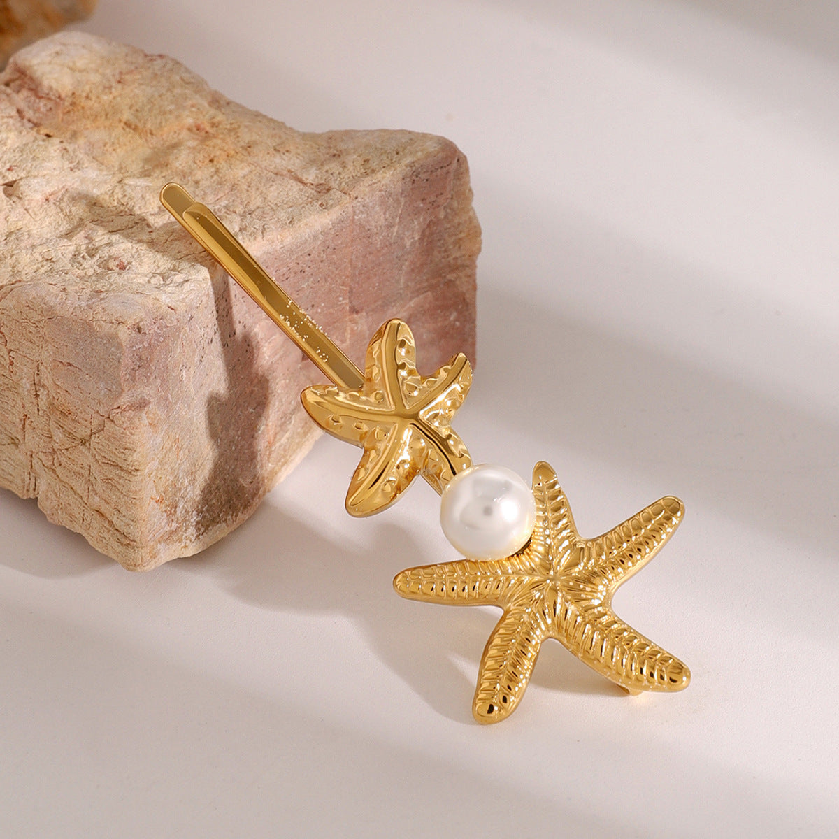 Mimi Femme Twin Starfish Freshwater Pearl French Pin