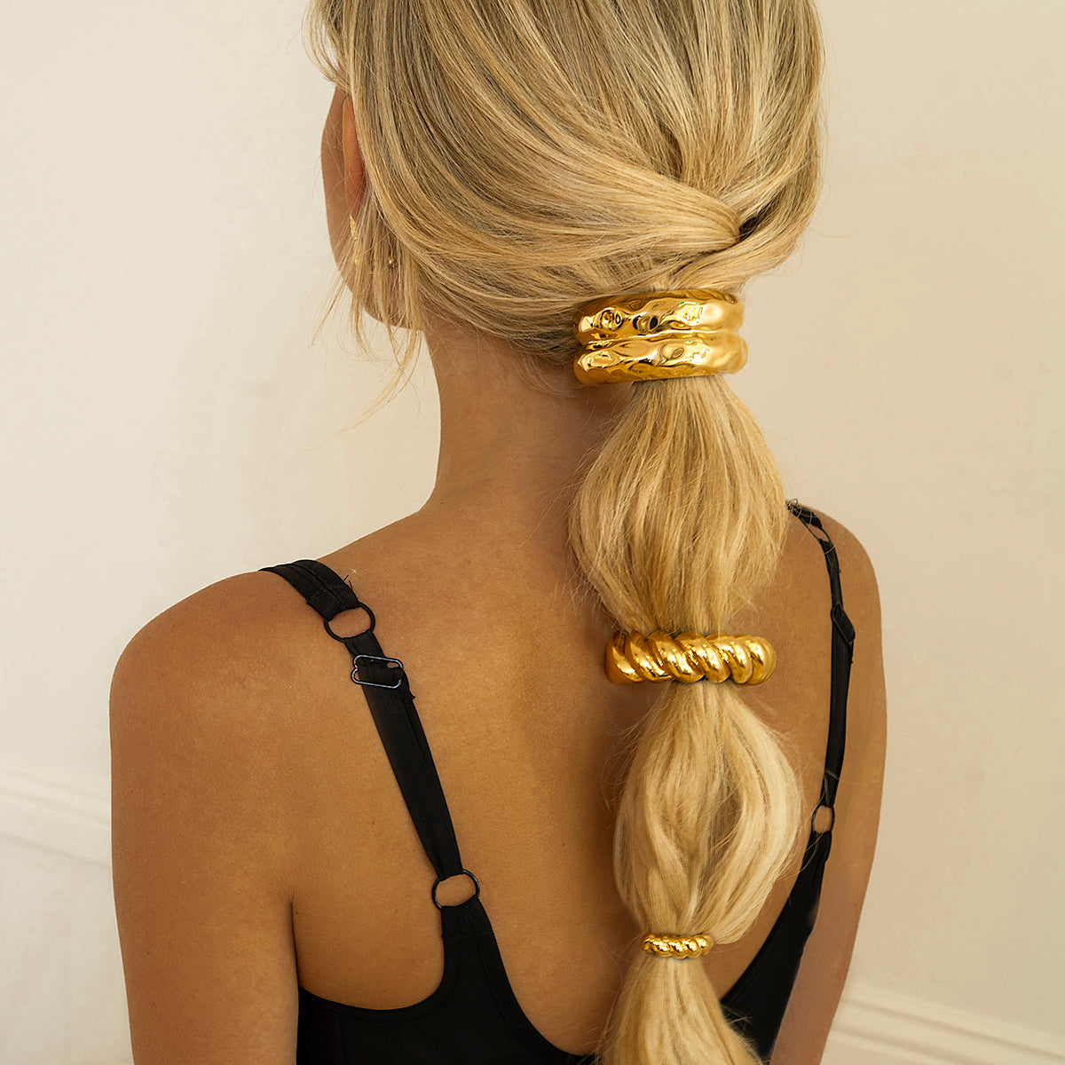 Mimi Femme Twist Pony Cuff